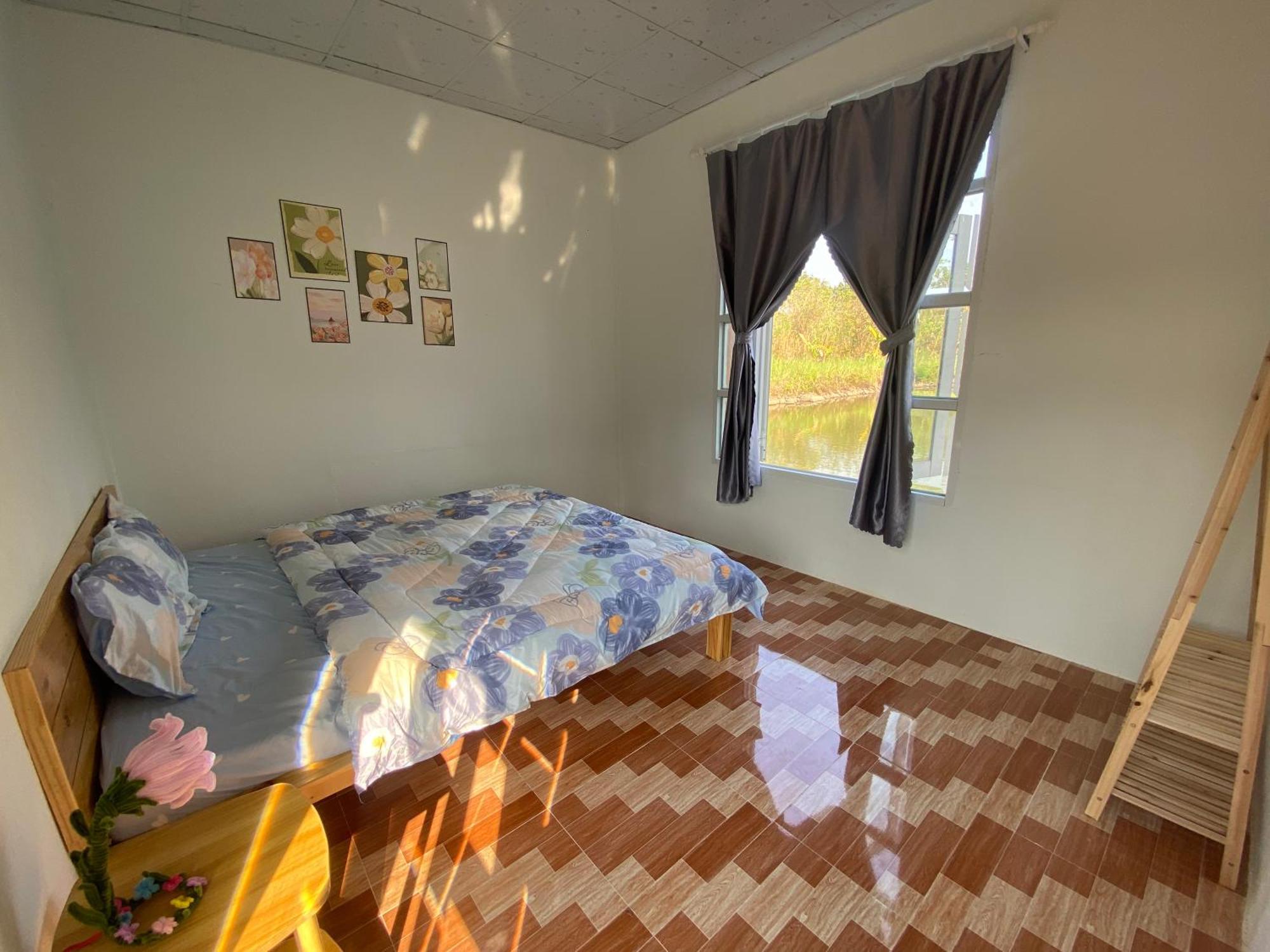 Homestay Tay Xa Trang Bom Exterior foto